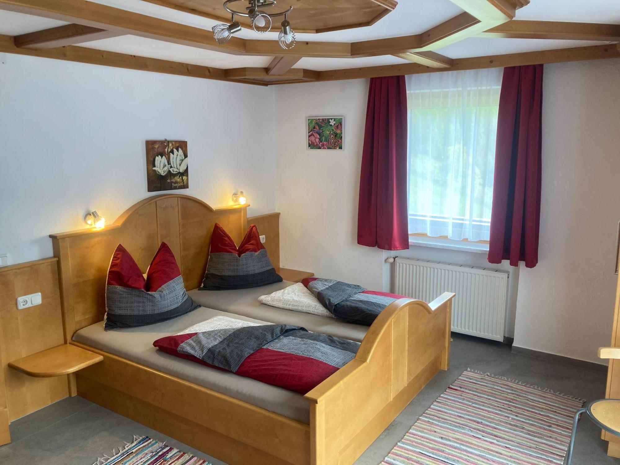 Ferienwohnung Kramserhof Heiligenblut Exterior photo